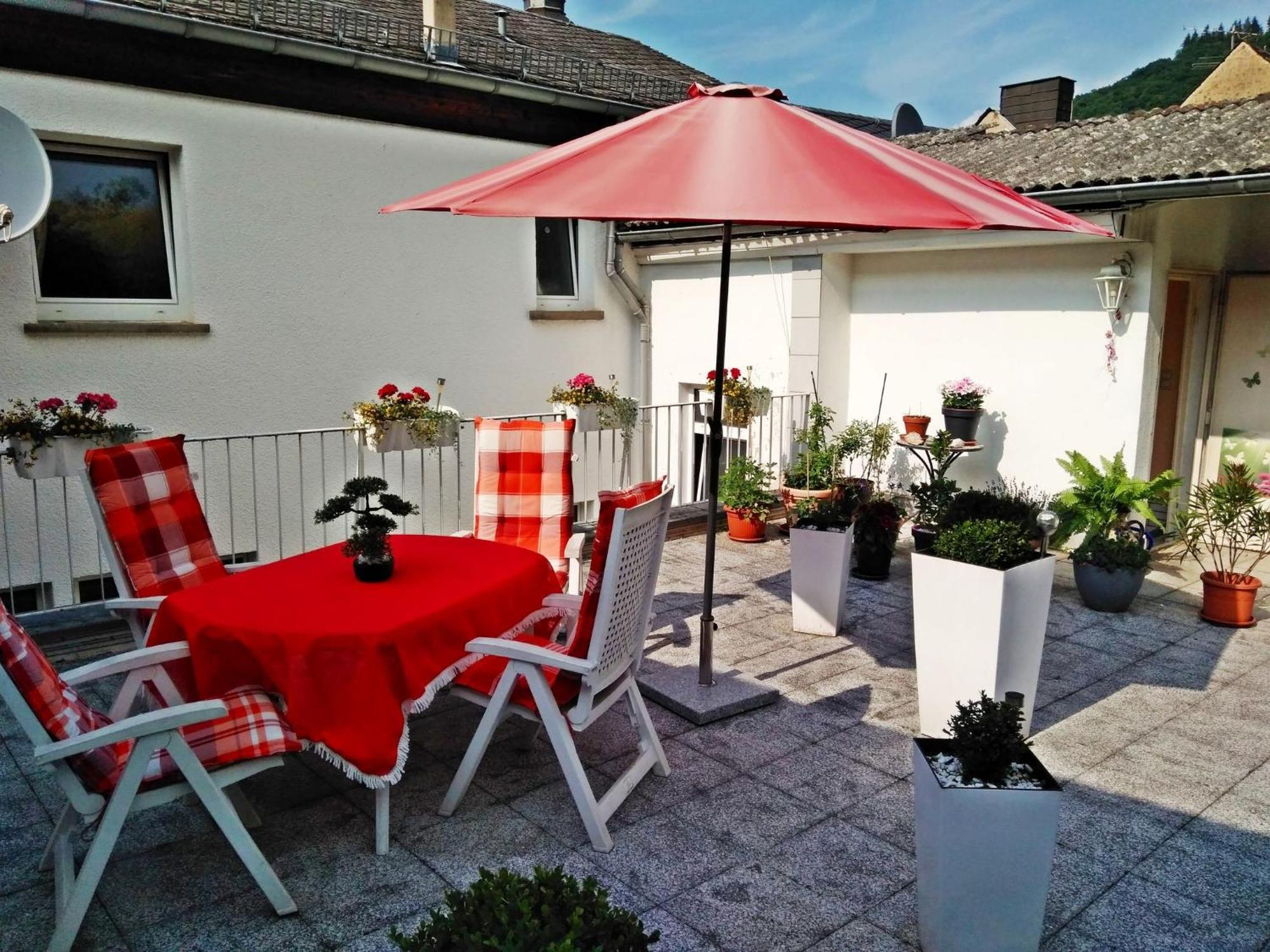 Living In The Historic Cochem Old Town Lejlighed Eksteriør billede